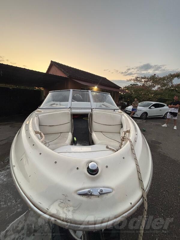 Bayliner - Capri