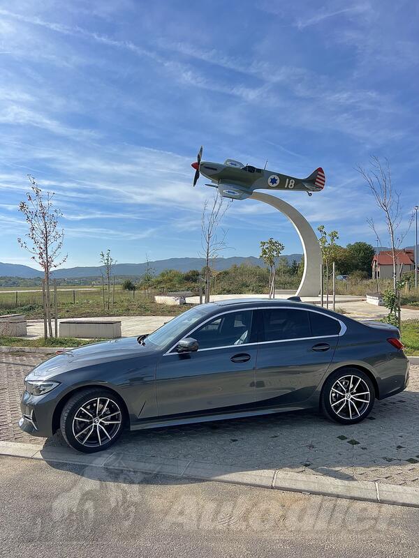 BMW - 320 - Sport Line Luxury