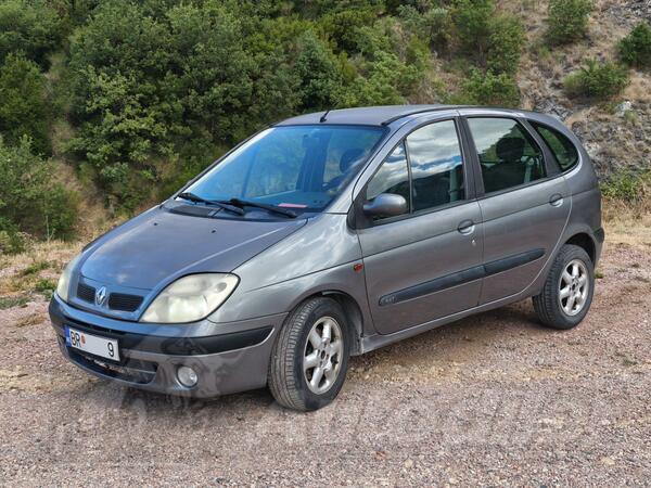 Renault - Scenic - 1.6