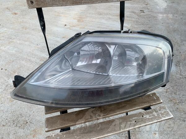 Lijevi far za Citroen - C3    - 2004-2006