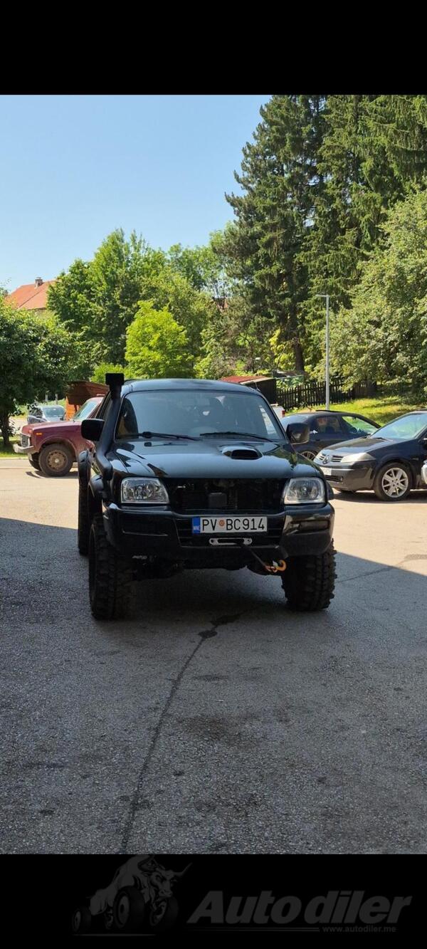 Mitsubishi - L200 - 2.5