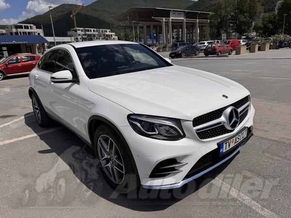 Mercedes Benz - GLC 220