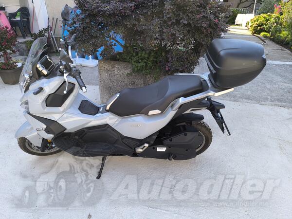 SYM - ADX 125 ABS/TCS