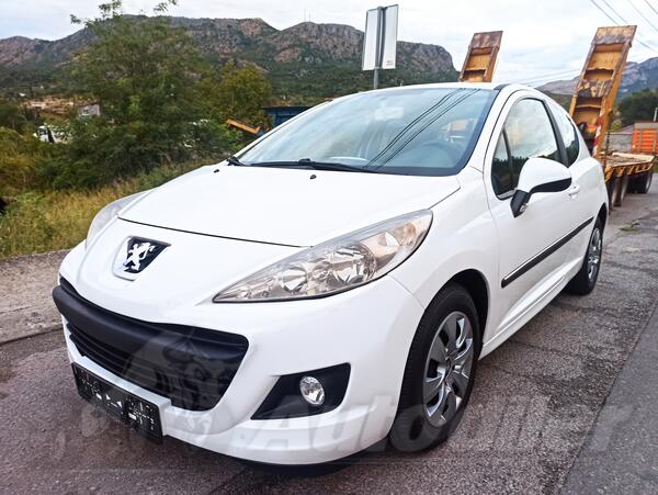 Peugeot - 207 - 1.4 hdi