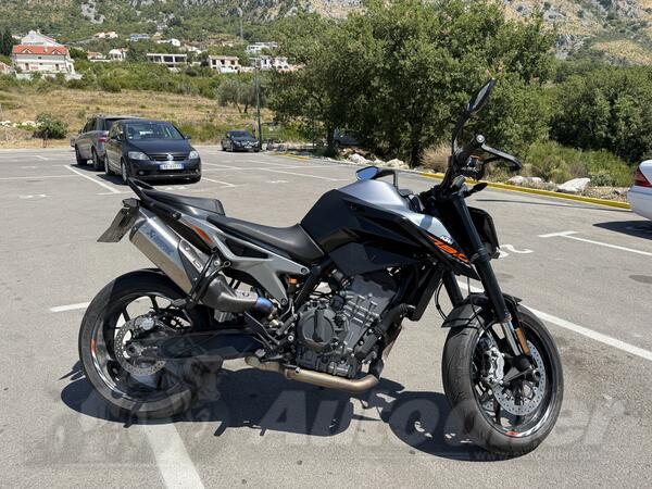 KTM - 790 DUKE