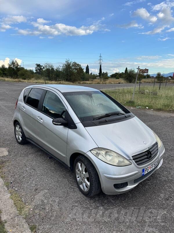 Mercedes Benz - A 180 - 2.0