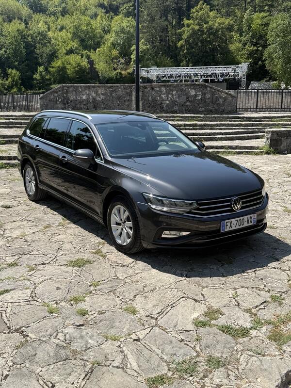 Volkswagen - Passat - 2.0 tdi