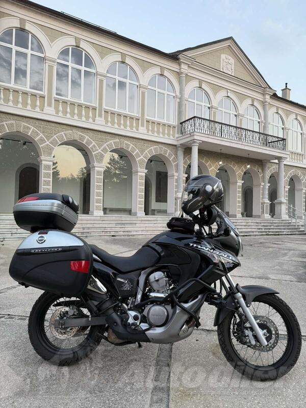 Honda - Transalp 700