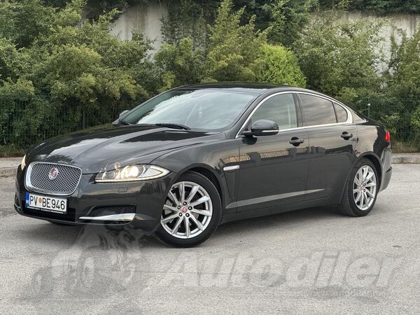 Jaguar - XF - 2.2