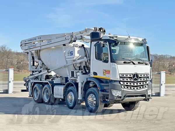 Mercedes Benz - AROCS 3743 8x4 kamion mješalica za beton