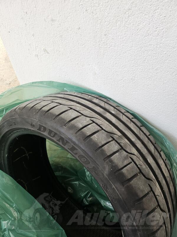 Dunlop - ljeto. zima - Univerzalna guma