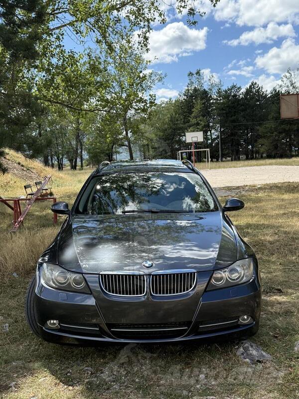 BMW - 330 - 3.0