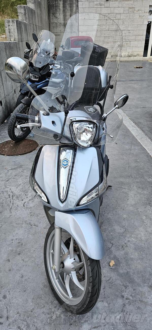 Piaggio - Liberty 150