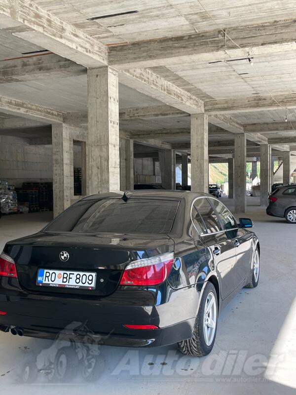 BMW - 525 - E60