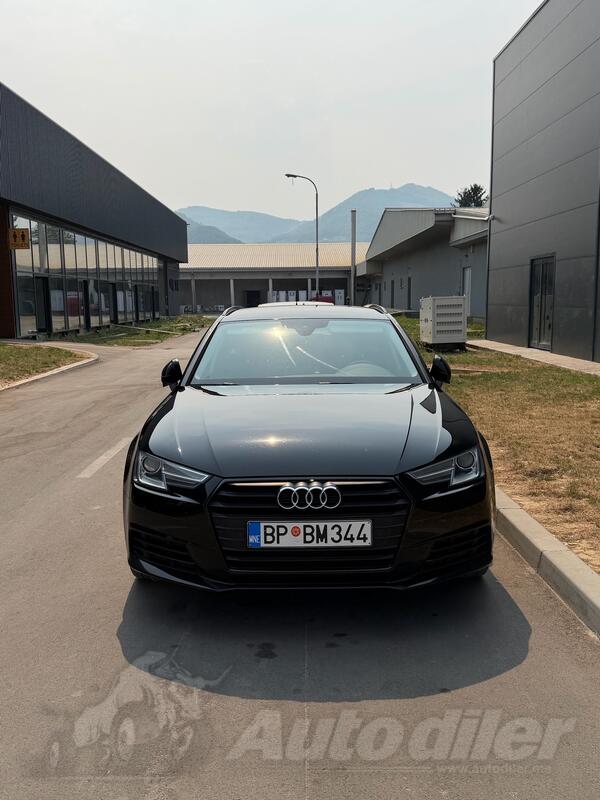Audi - A4 - 2.0 TDI BLACK OPTIC