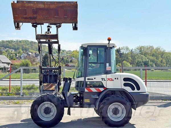 Terex - TL 70 s 4x4 prednji utovarivač