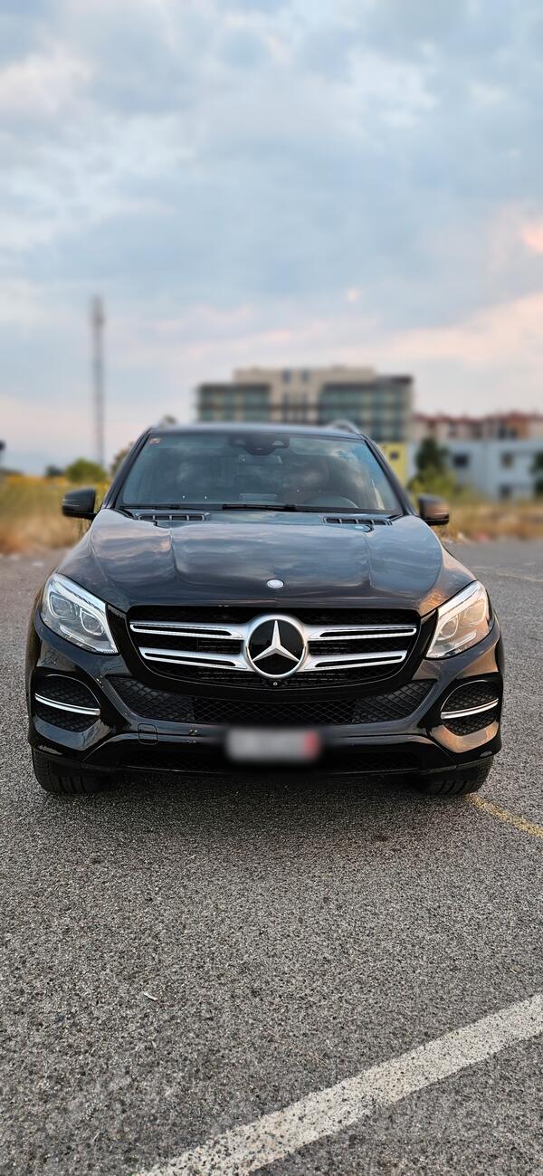 Mercedes Benz - GLE 350 - 350 d 4 matic