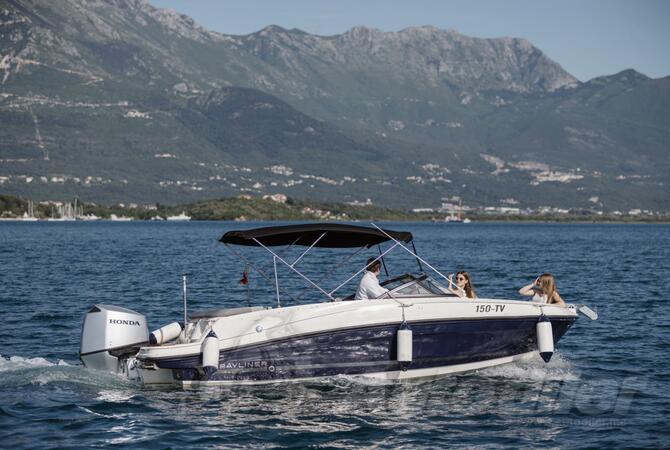 Bayliner - VR5