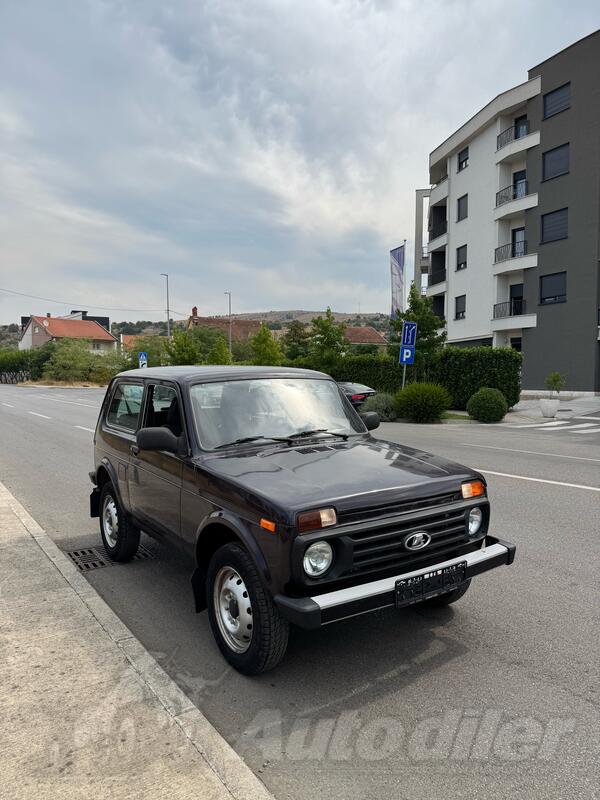 Lada - Niva - 1.7
