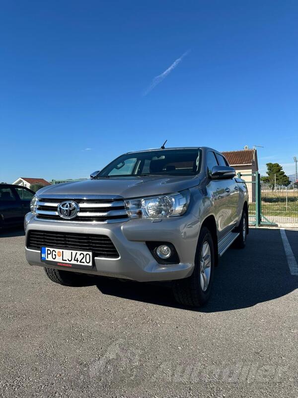Toyota - Hilux - 2.4 D4D 4X4 REDUKTOR