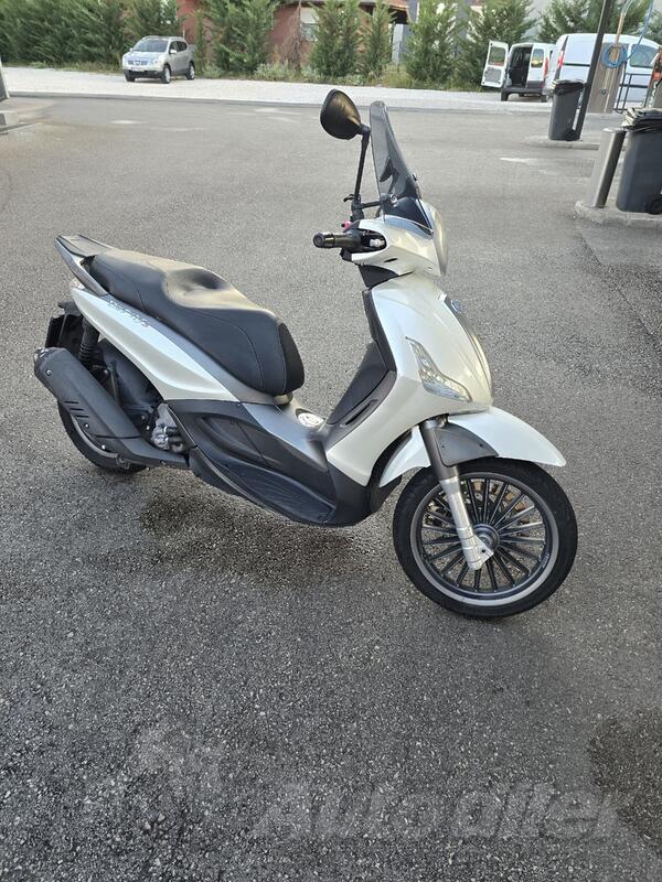 Piaggio - Beverly 300 sport