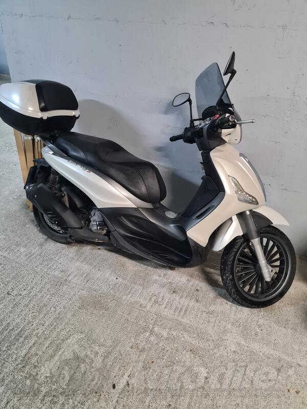 Piaggio - Beverly 300 sport