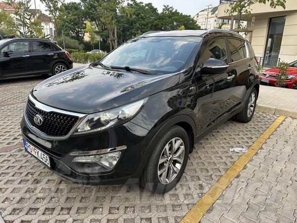 Kia - Sportage - 2.0 CRDI 4WD