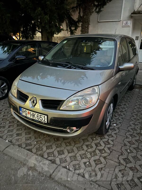 Renault - Grand Scenic - 1.5 dci