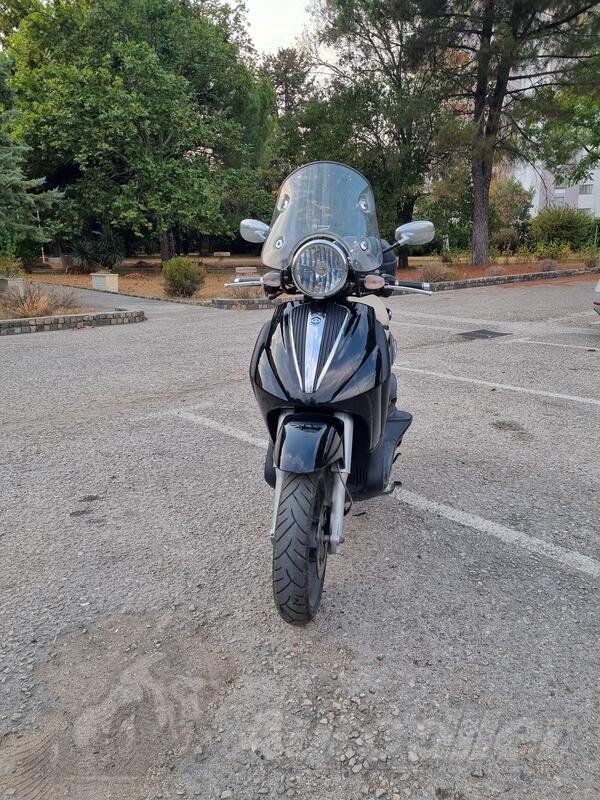 Piaggio - Piaggio Beverly Cruiser