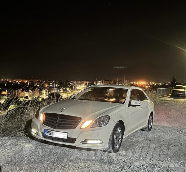 Mercedes Benz - E 220 - E220 CDI