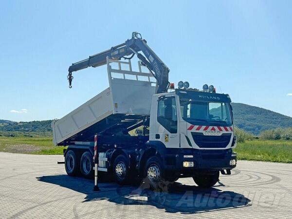 Iveco - TRAKKER 450 Kiper + Kran FASSI F215A.0.22