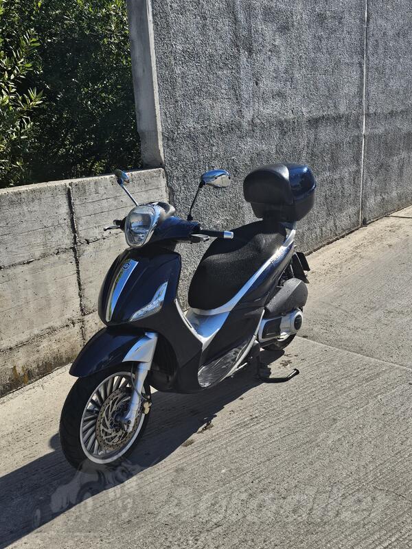 Piaggio - Beverly ie