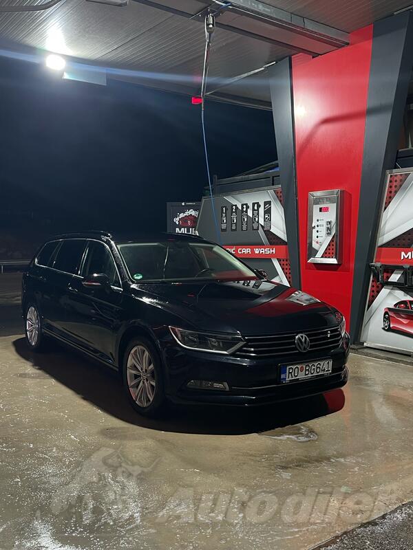Volkswagen - Passat