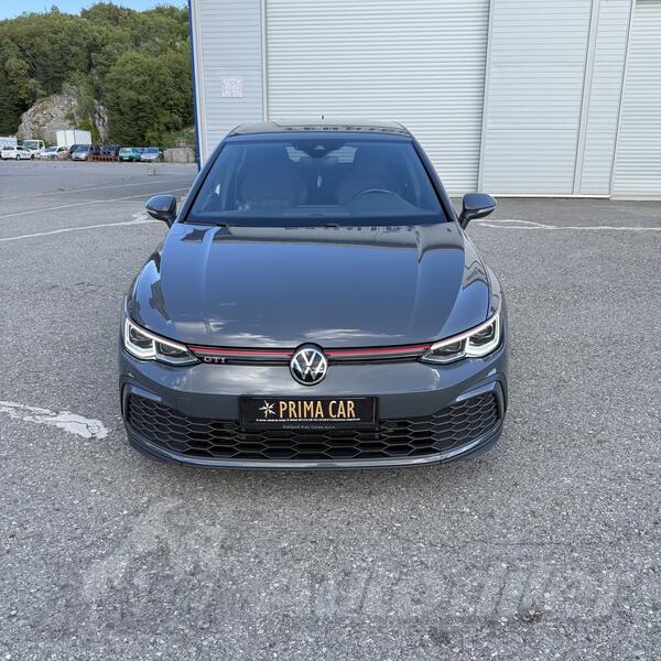 Volkswagen - Golf 8 - GTI