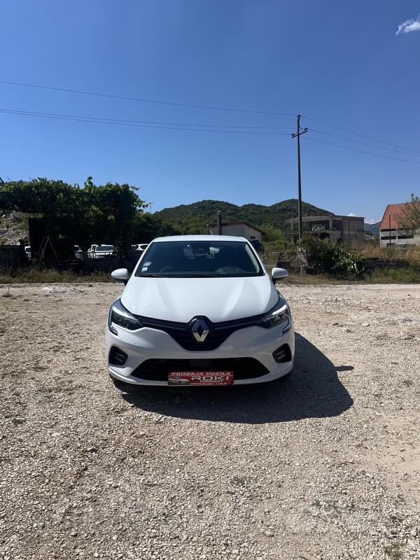 Renault - Clio - 1.6 HYBRID.AUTOMATIK