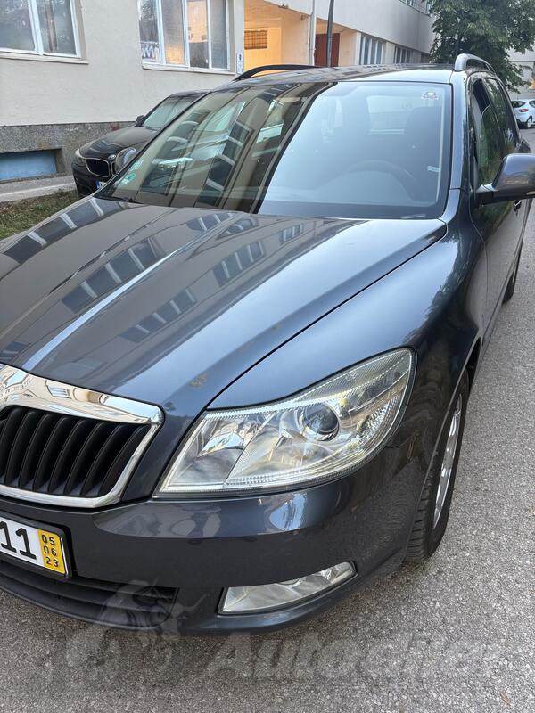 Škoda - Octavia - 1.6