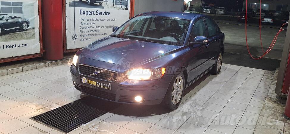 Volvo - S40 - 2.0