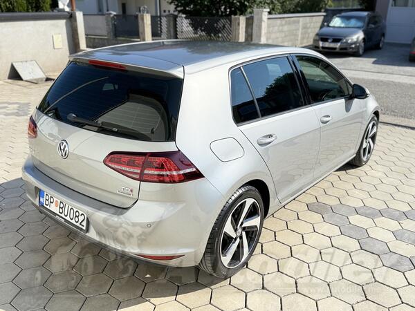 Volkswagen - Golf 7 - 1.6 TDI