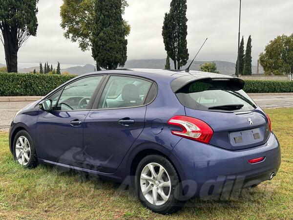 Peugeot - 208 - 1.4 EHDI