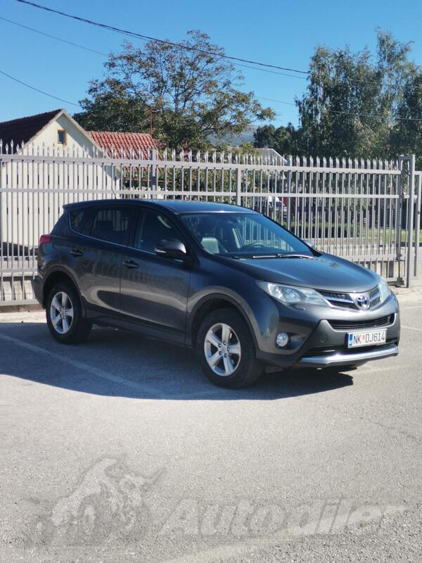 Toyota - RAV 4 - 2.0