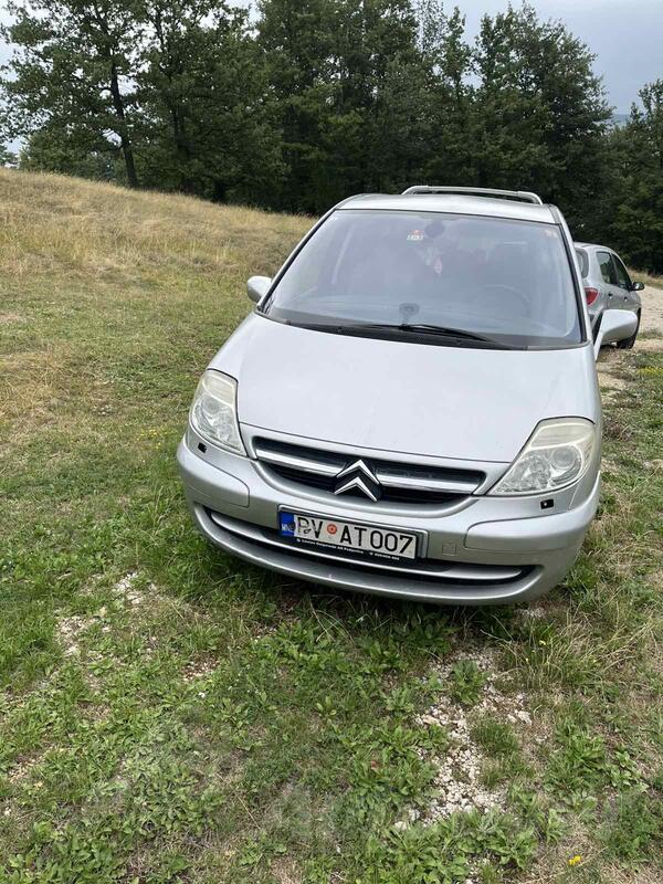 Citroen - C8 - 2.0HDI