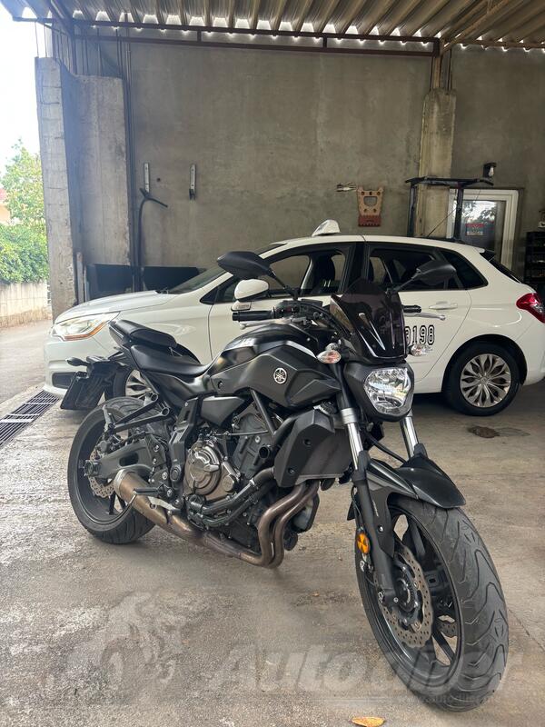 Yamaha - mt 07