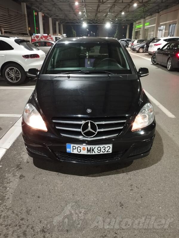 Mercedes Benz - B 180 - 2.0