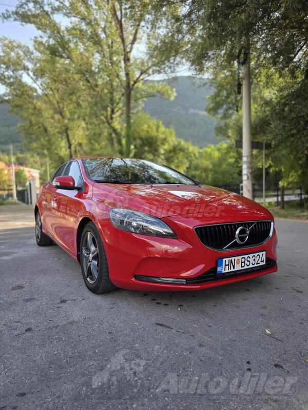 Volvo - V40 - 2.0 D3