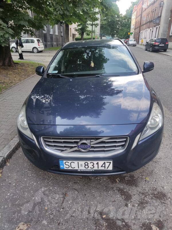 Volvo - V60 - 2 .0