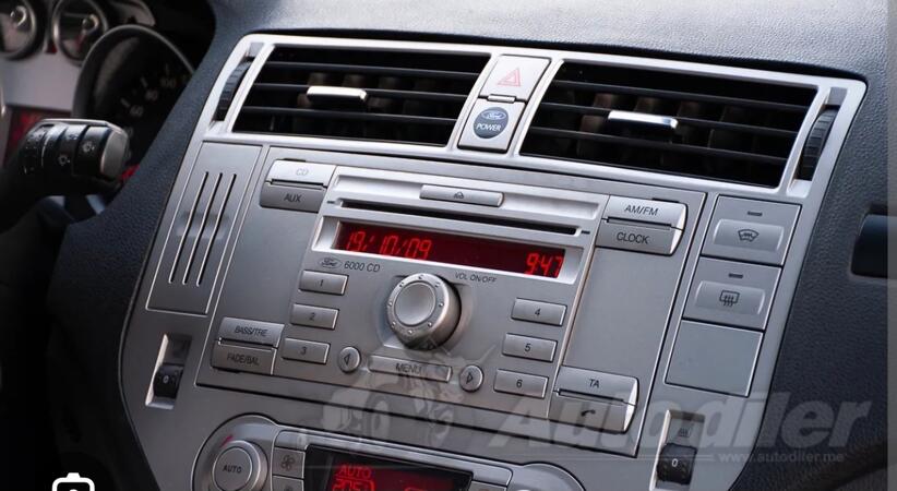 CD / DVD / MC / Radio player