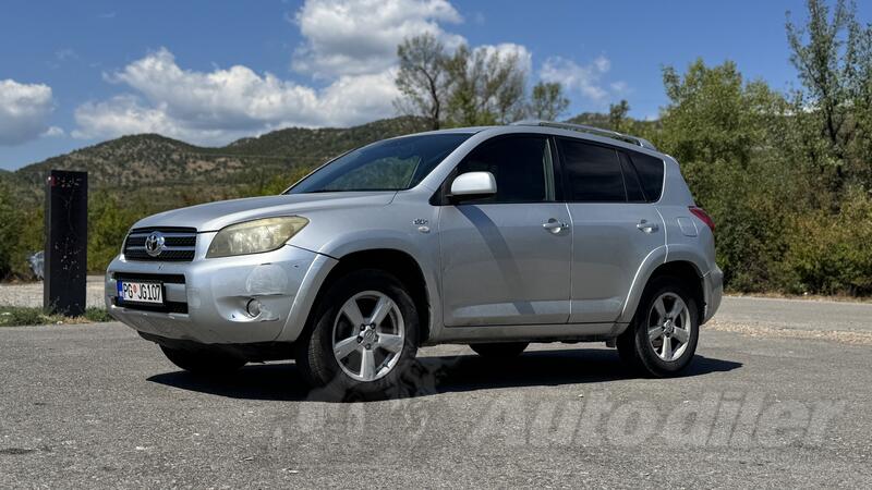 Toyota - RAV 4 - 2.2 D-CAT