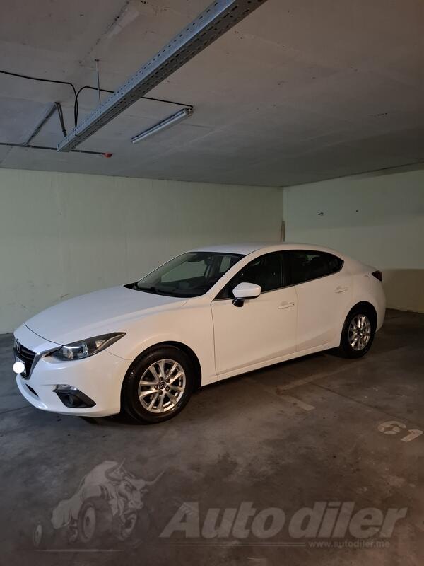 Mazda - 3 - 1.5L skyactiv-G(100hp) -6MT