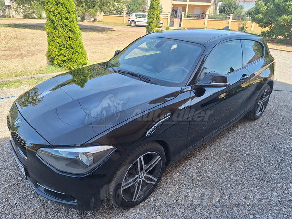 BMW - 118 - 118d SPORT