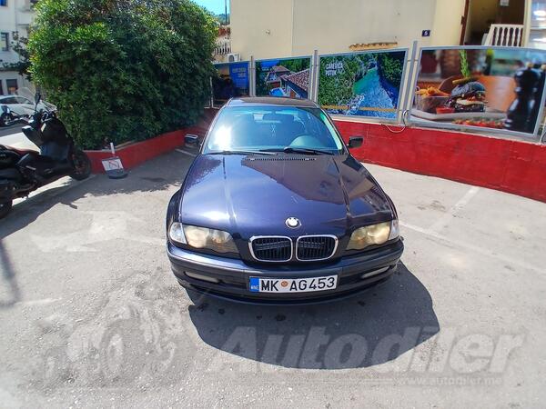 BMW - 318 - 1,8